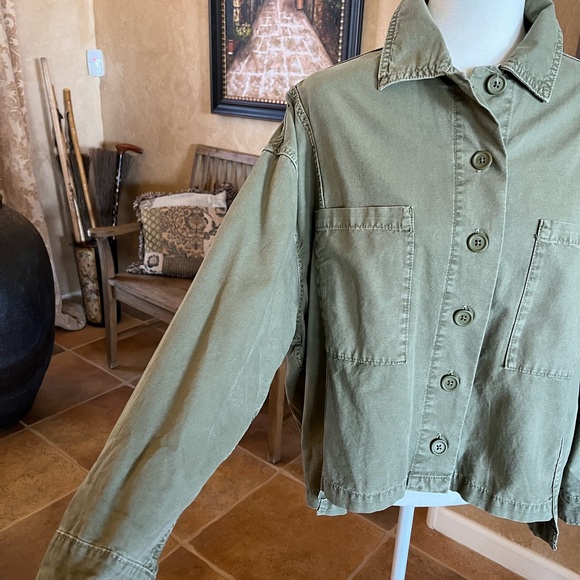 Zara Army Green Jacket - Picture 2 of 3